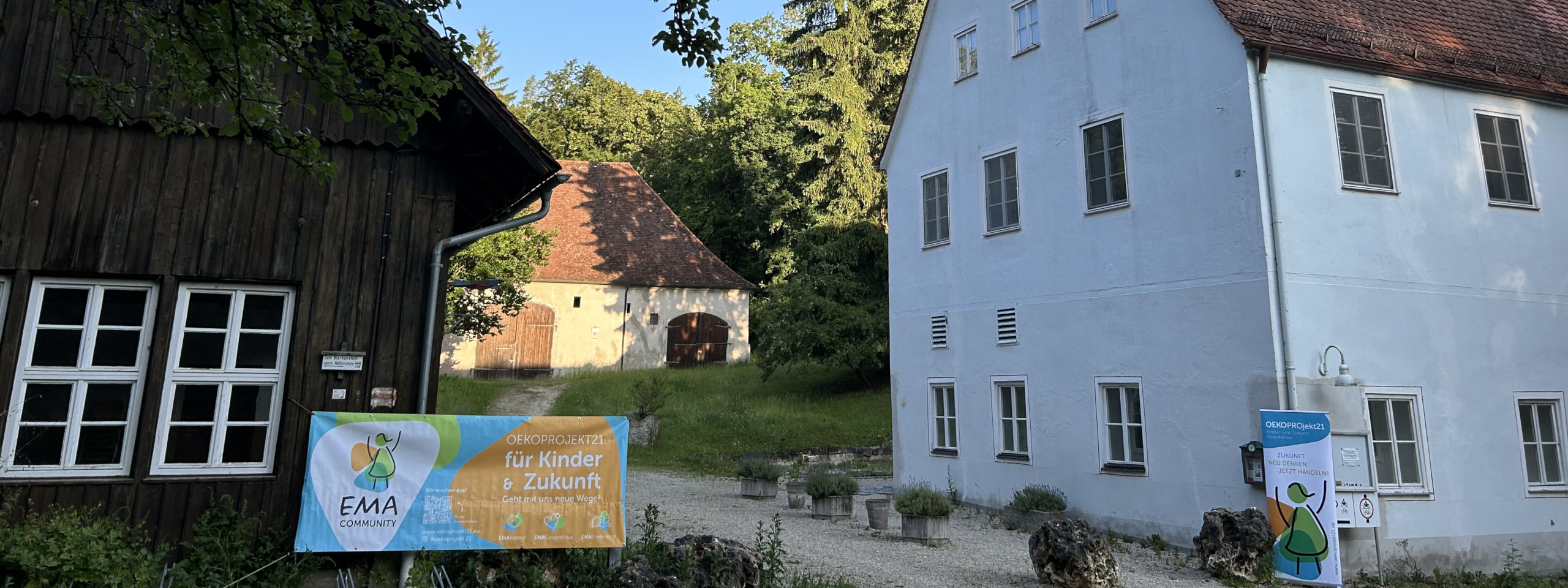 Alte Bürg bei Riesbürg mit Sommerhaus, Stadl und Gasthaus